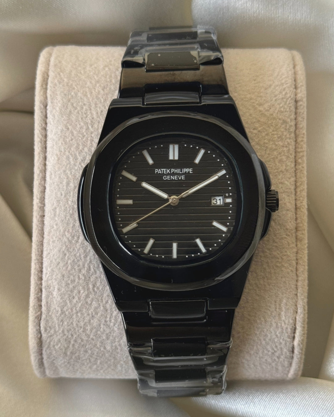 PP Nautilus - (Analog Watch)